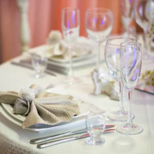 Service traiteur italien à Laval avec menu sur mesure pour mariages, événements corporatifs et réceptions